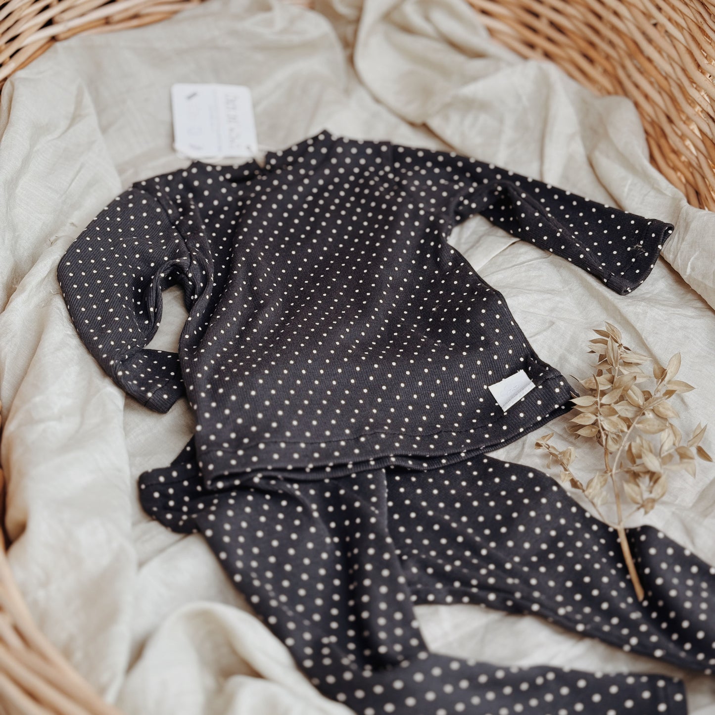 6M-8Y Versatile Base Layer Set | Soft, Stylish & Perfect for Every Occasion