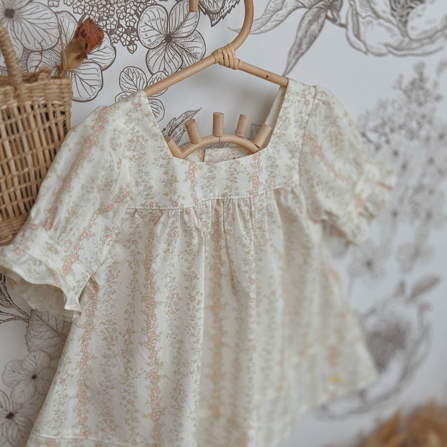 12M-10Y Vintage Floral Outfit Set | Light, Airy & Perfectly Romantic