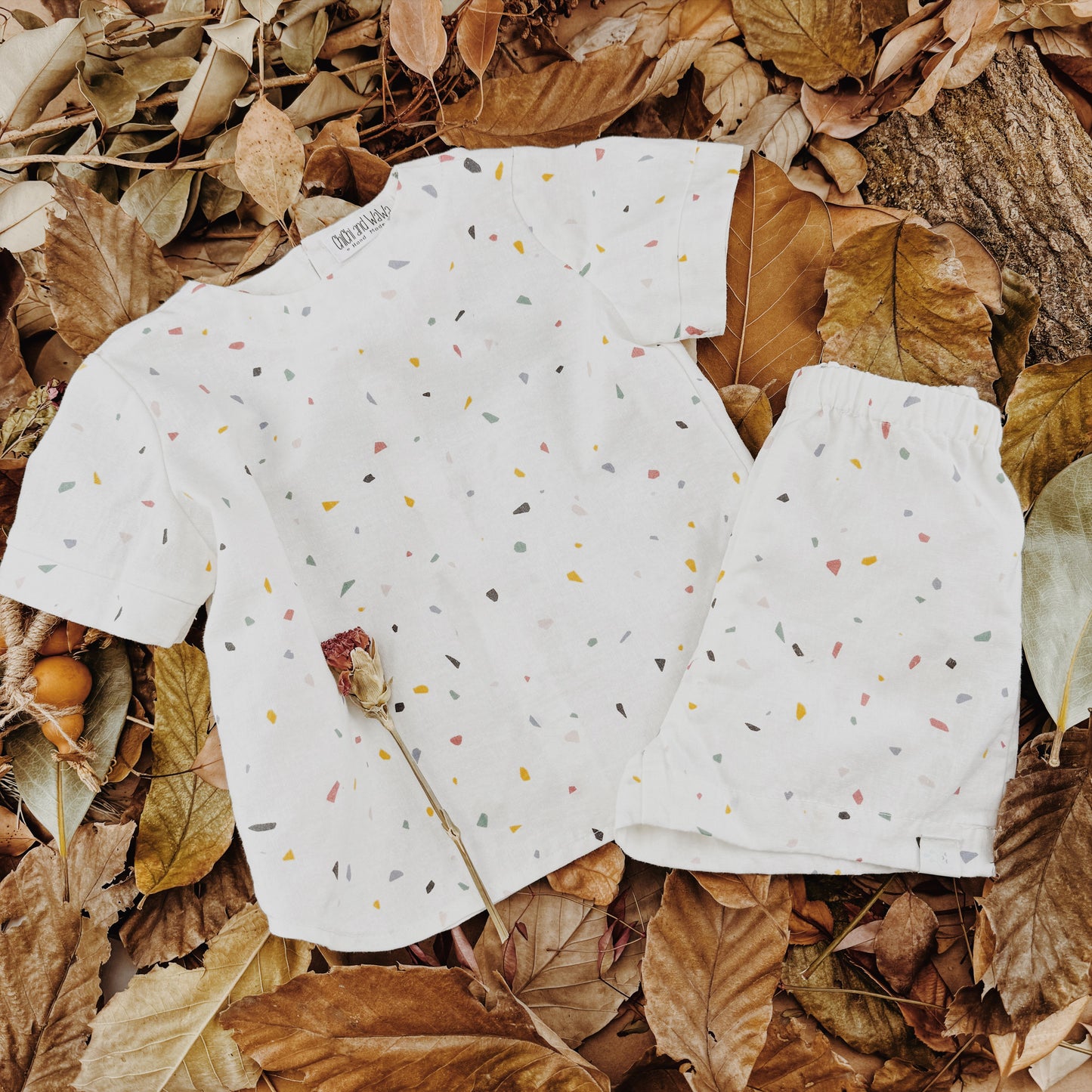 1-8Y Cotton-Linen Mini shaped triangles Pattern Tee Shorts