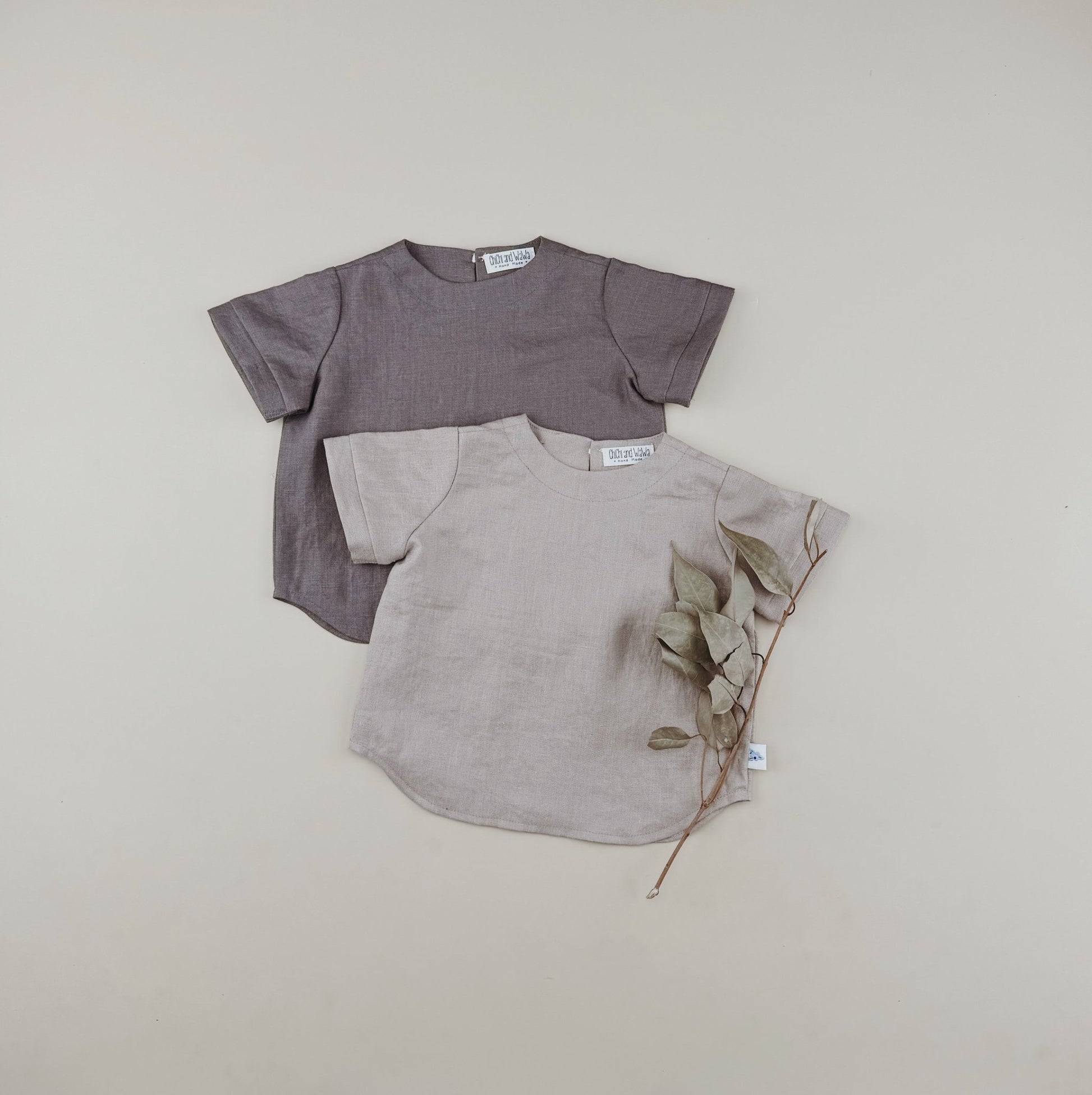 Basic Design Neutral Linen T-shirt - Chichi and Wawa