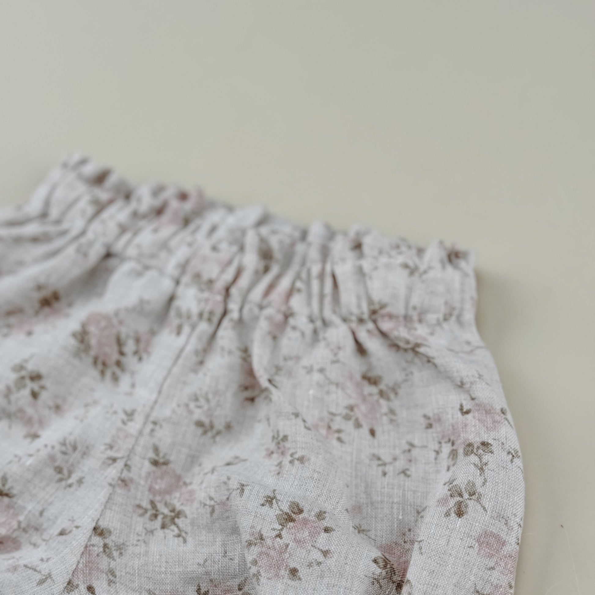 Floral Linen T-shirt and Bloomers - Chichi and Wawa